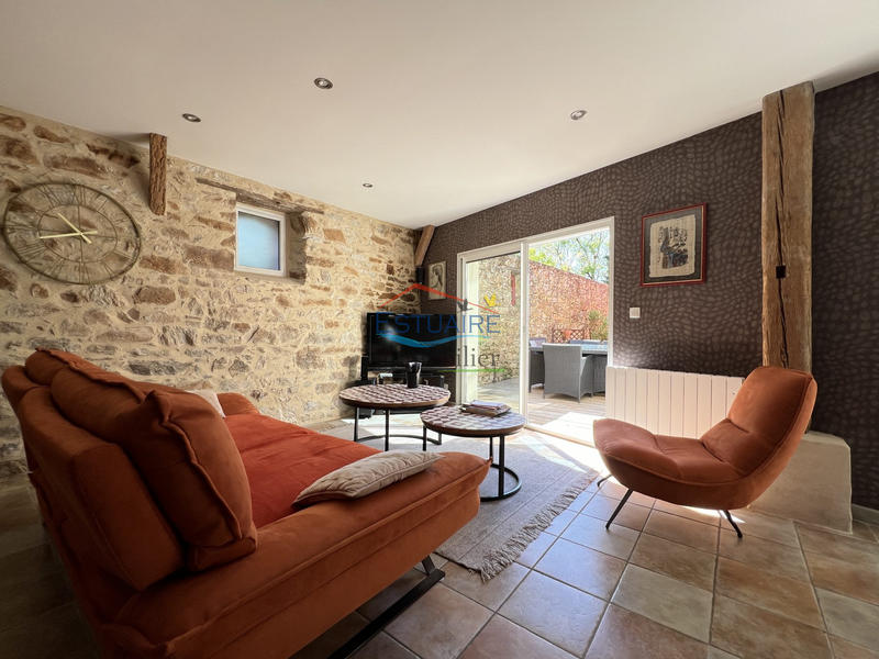 Maison ancienne - 274 m² - 8 pièces