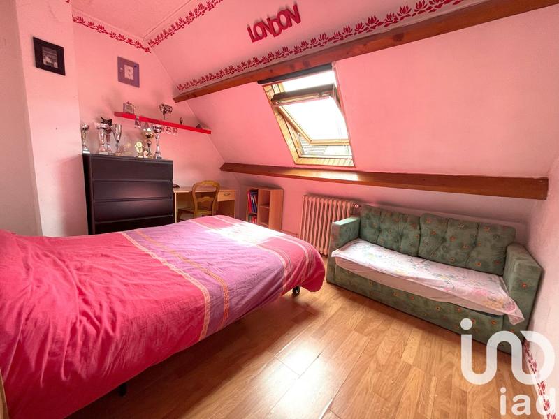 Maison - 136 m² - 7 pièces