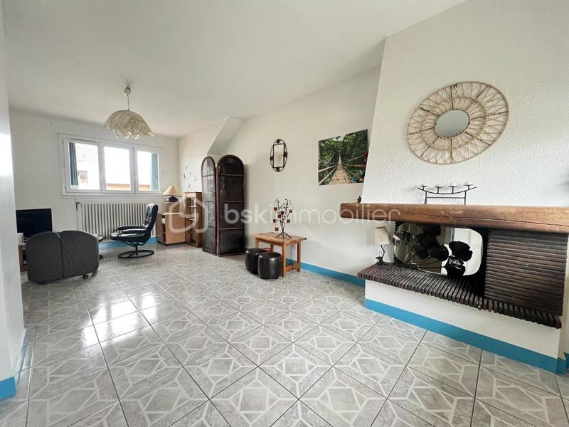 Maison - 141 m² - 7 pièces