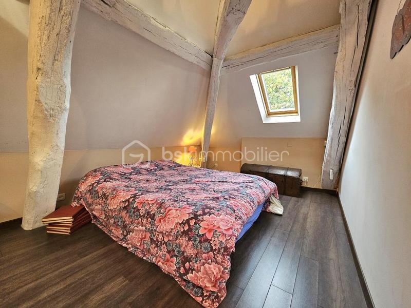 Demeure - 180 m² - 9 pièces