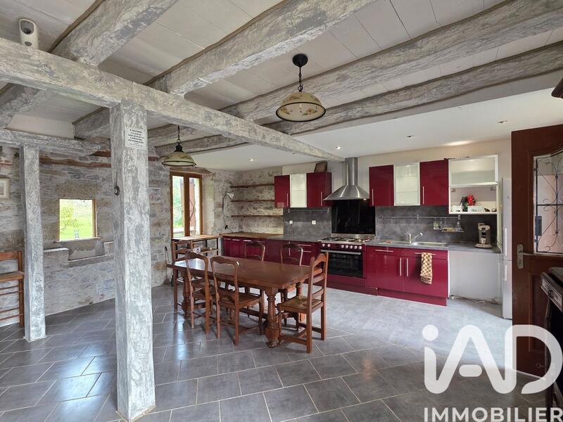 Maison - 110 m² - 5 pièces