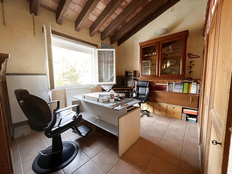 Maison - 233 m² - 11 pièces