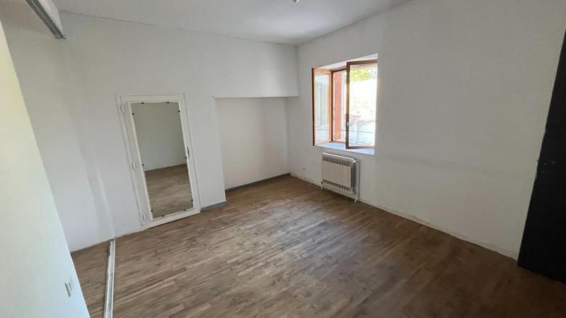 Maison - 151 m² - 6 pièces