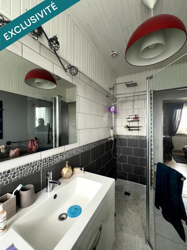 Maison - 92 m² - 6 pièces