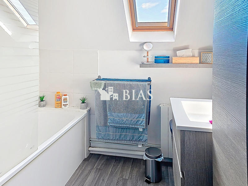 Maison - 81 m² - 4 pièces