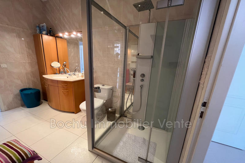 Villa - 320 m² - 9 pièces