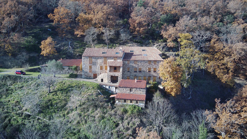 Mas - 538 m² - 13 pièces