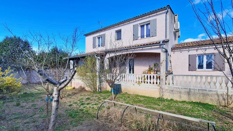 Maison - 98 m² - 4 pièces