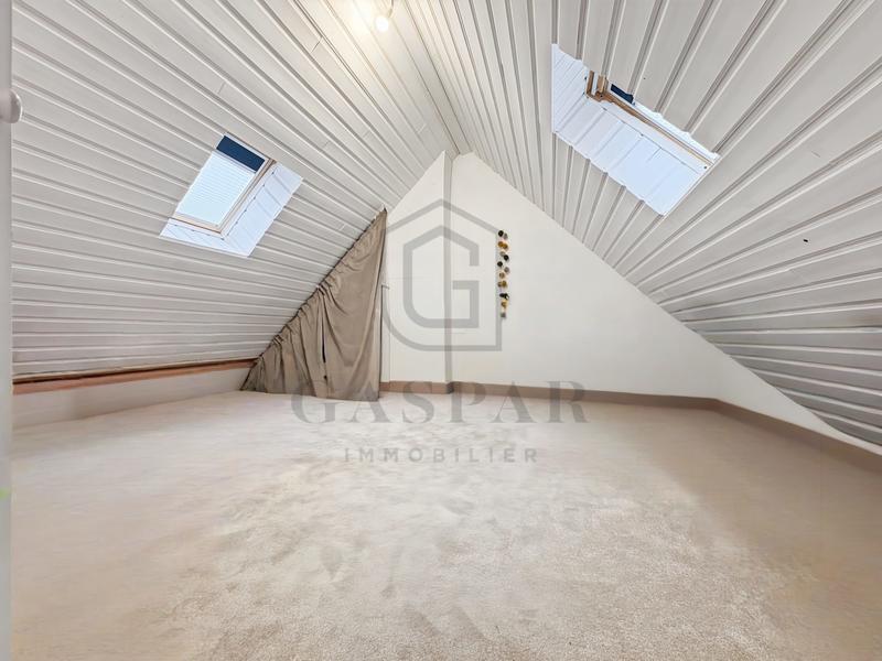 Maison - 146 m² - 5 pièces