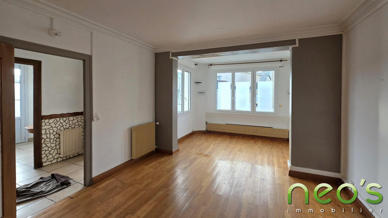 Maison - 144 m² - 8 pièces