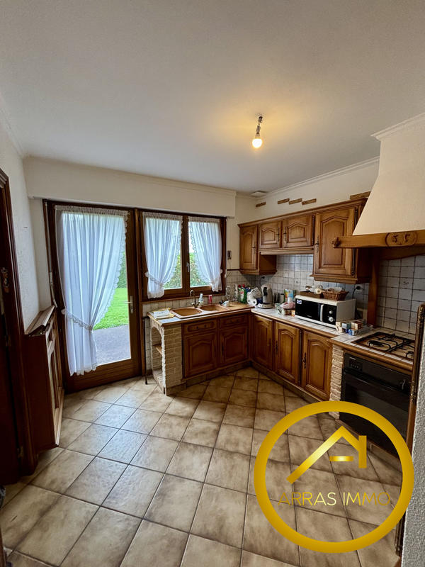 Maison - 110 m² - 4 pièces