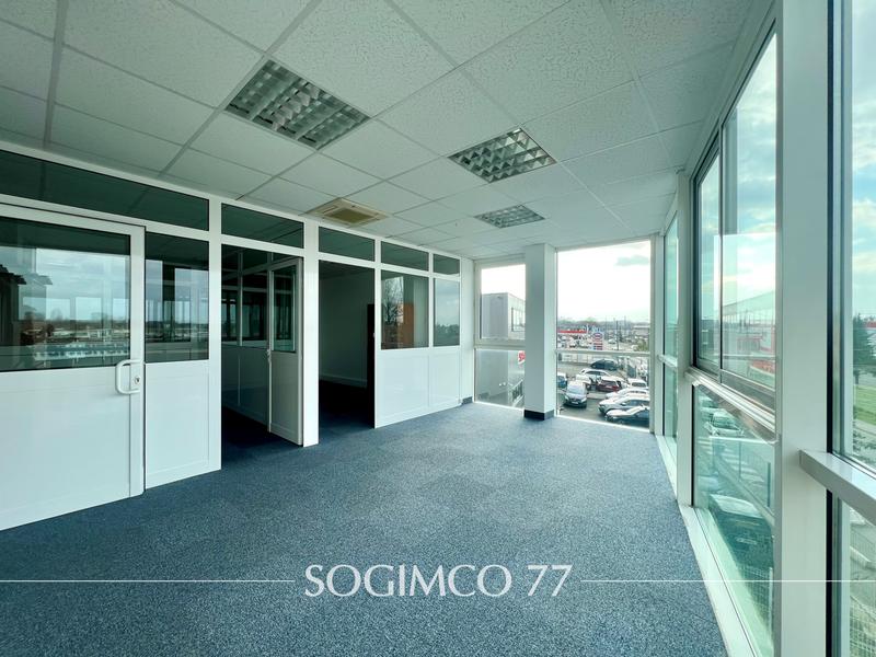 Bureau - 154 m²