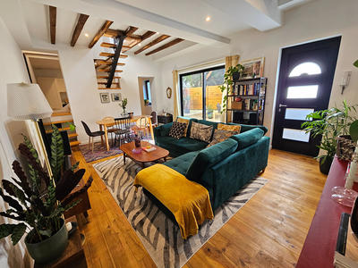 Maison - 95 m² - 4 pièces