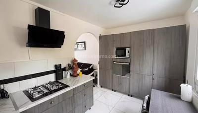 Maison - 73 m² - 4 pièces