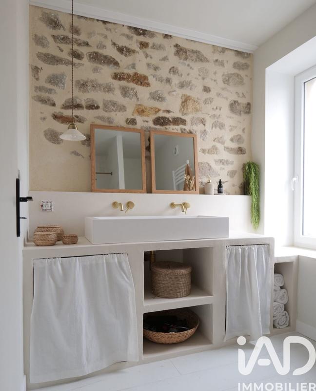 Maison - 90 m² - 4 pièces