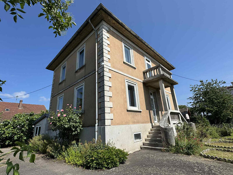 Maison - 132 m² - 6 pièces