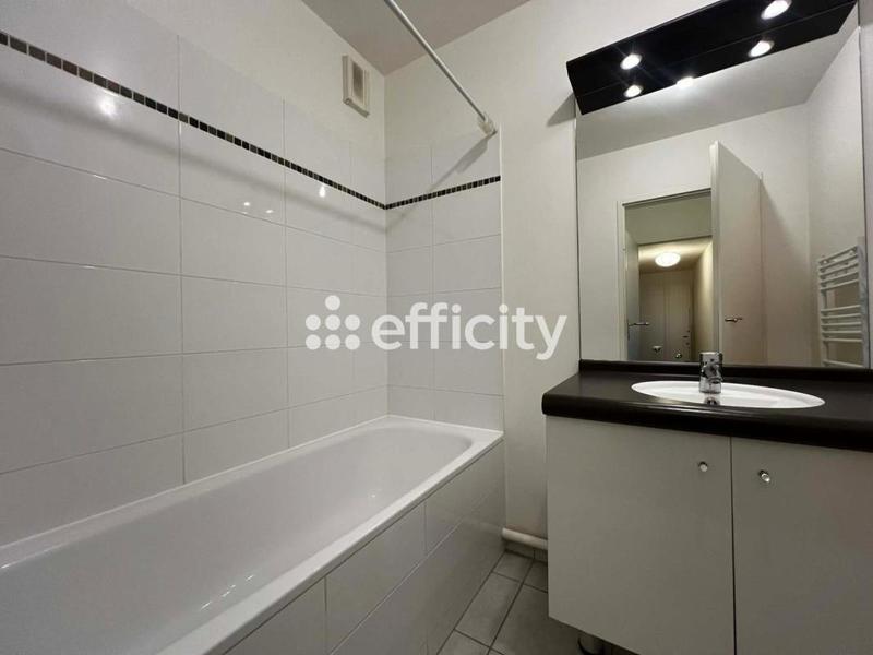 Appartement - 77 m² - 3 pièces