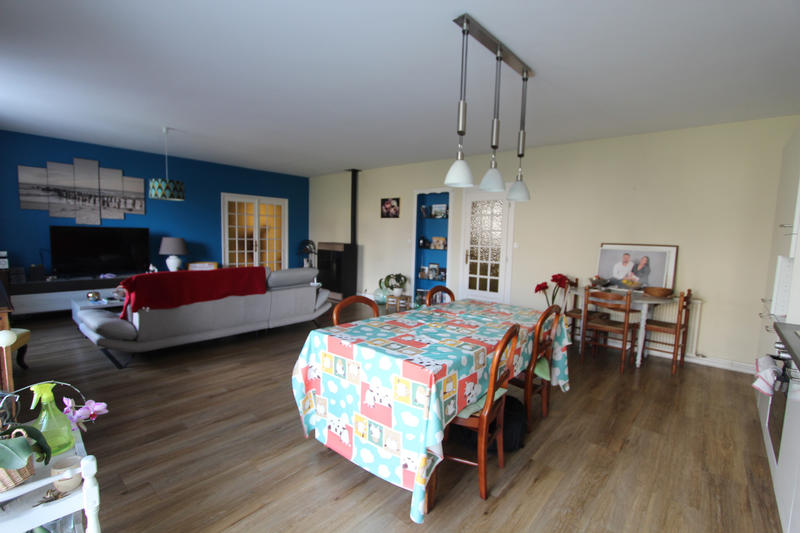 Maison - 138 m² - 5 pièces