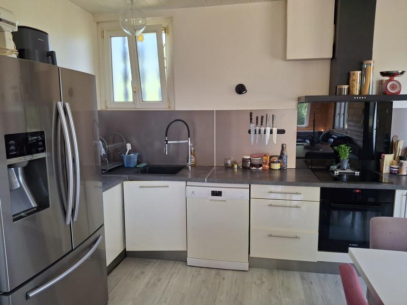 Maison traditionnelle - 108 m² - 5 pièces