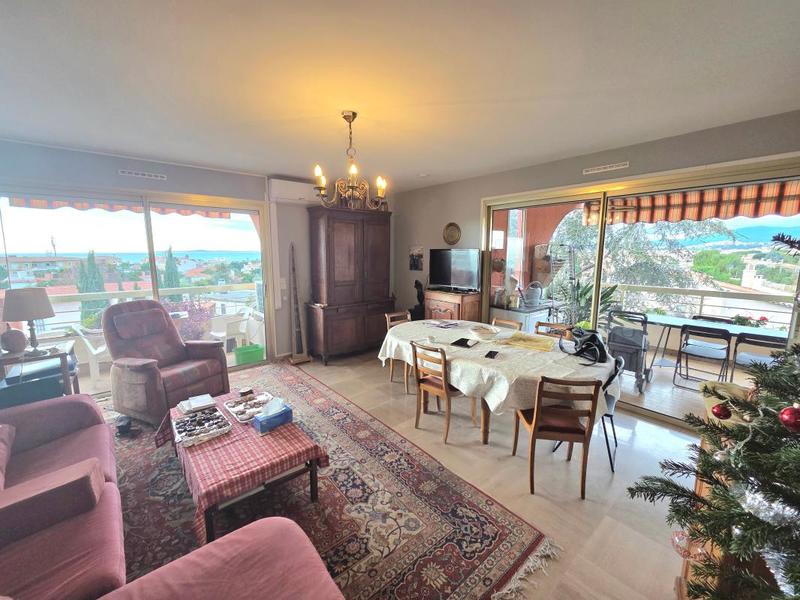 Appartement - 77 m² - 4 pièces