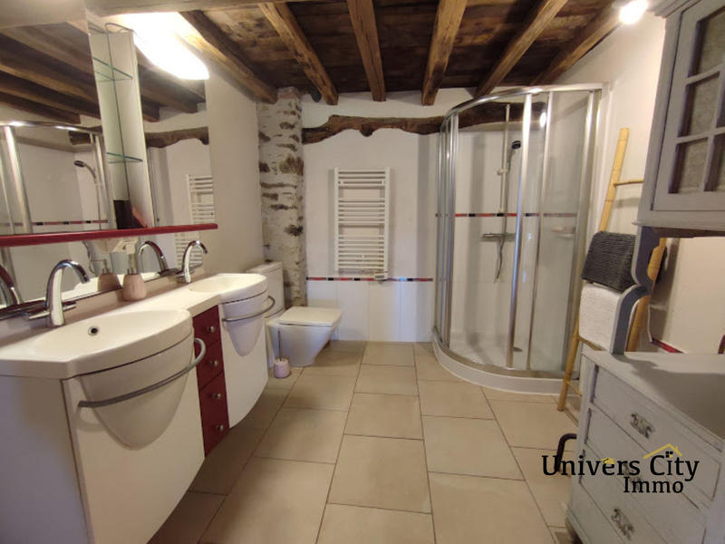 Maison ancienne - 134 m² - 6 pièces