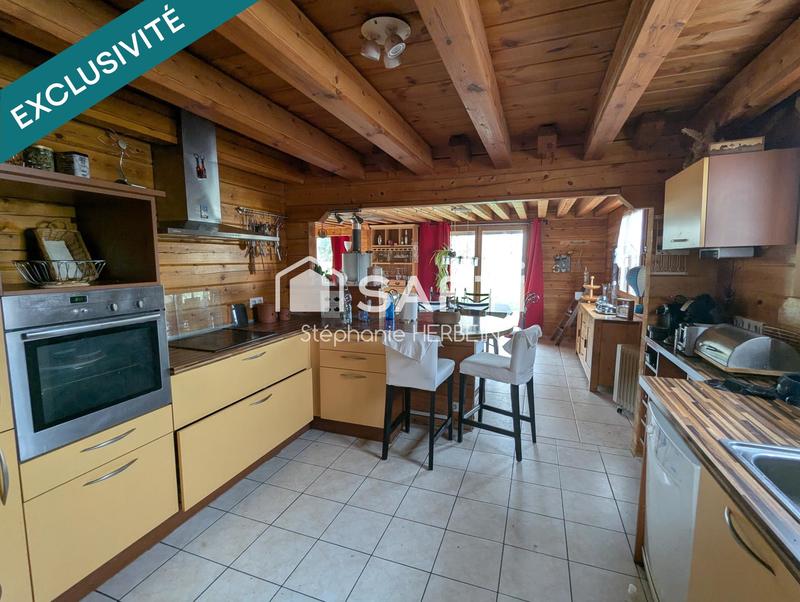 Maison - 177 m² - 7 pièces