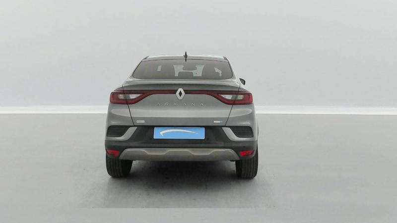 Renault Arkana E-Tech 145 21b Intens 5p