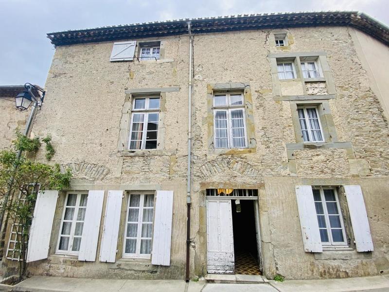 Maison de village - 207 m² - 7 pièces