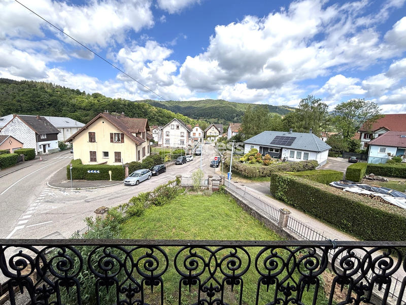 Appartement - 121 m² - 6 pièces