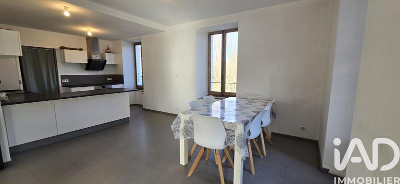 Duplex - 93 m² - 5 pièces