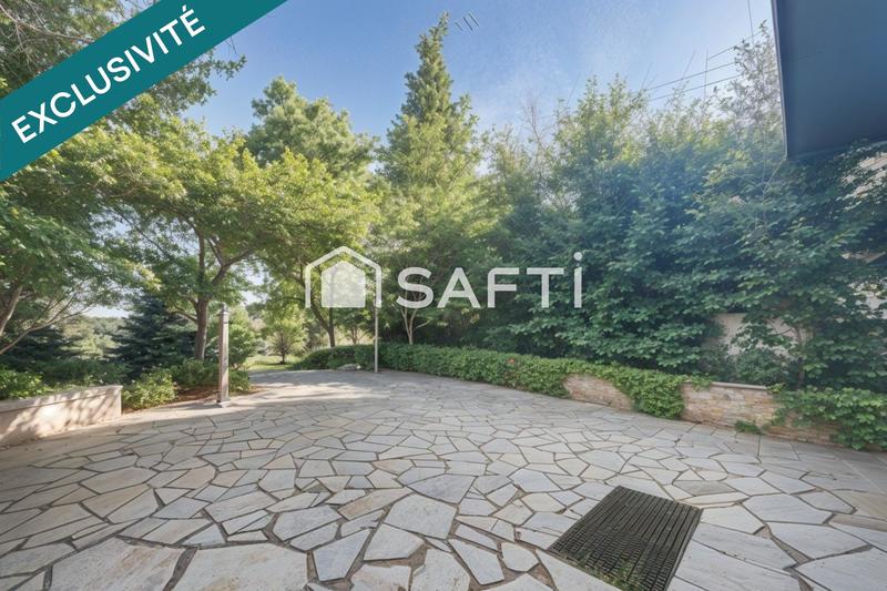 Local commercial - 195 m² - 6 pièces