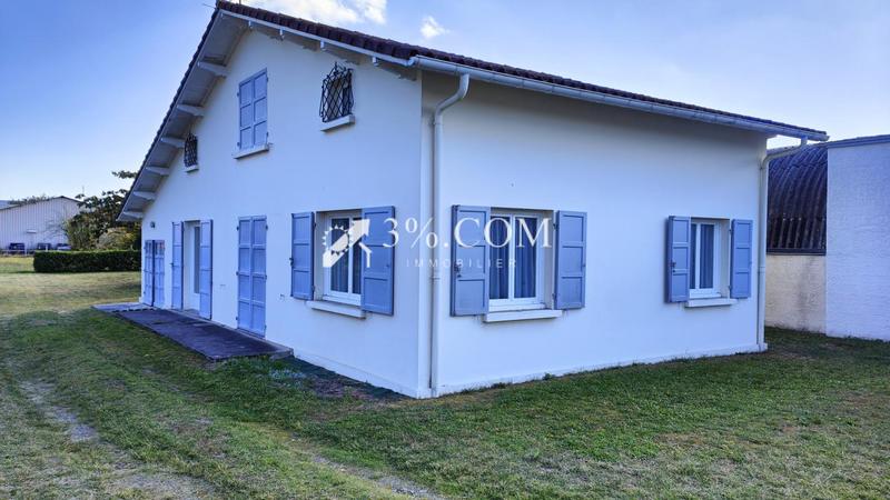 Maison - 121 m² - 6 pièces