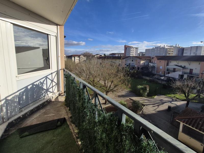 Appartement - 70 m² - 4 pièces