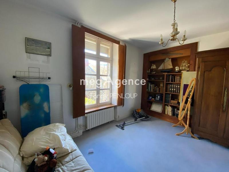 Maison - 157 m² - 8 pièces