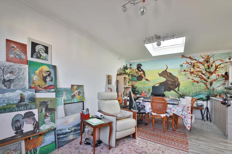 Maison - 180 m² - 8 pièces