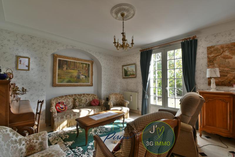 Pavillon - 195 m² - 9 pièces