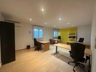 Bureau - 173 m² - 5 pièces