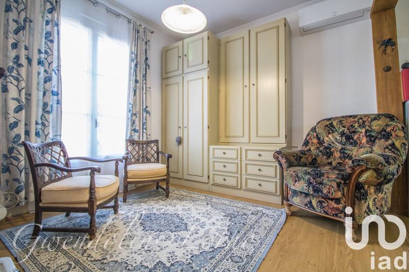 Maison - 215 m² - 7 pièces