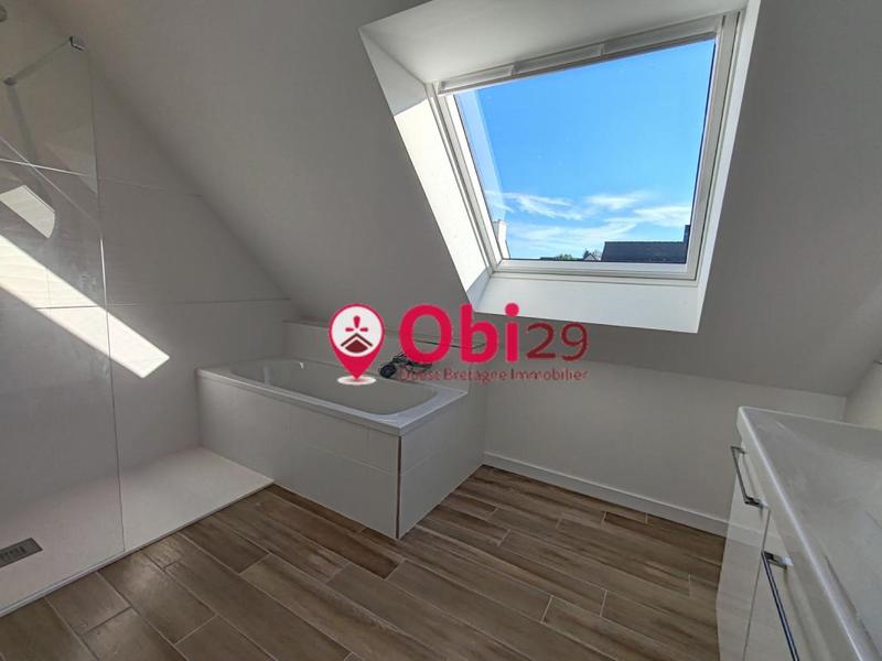 Maison - 121 m² - 5 pièces