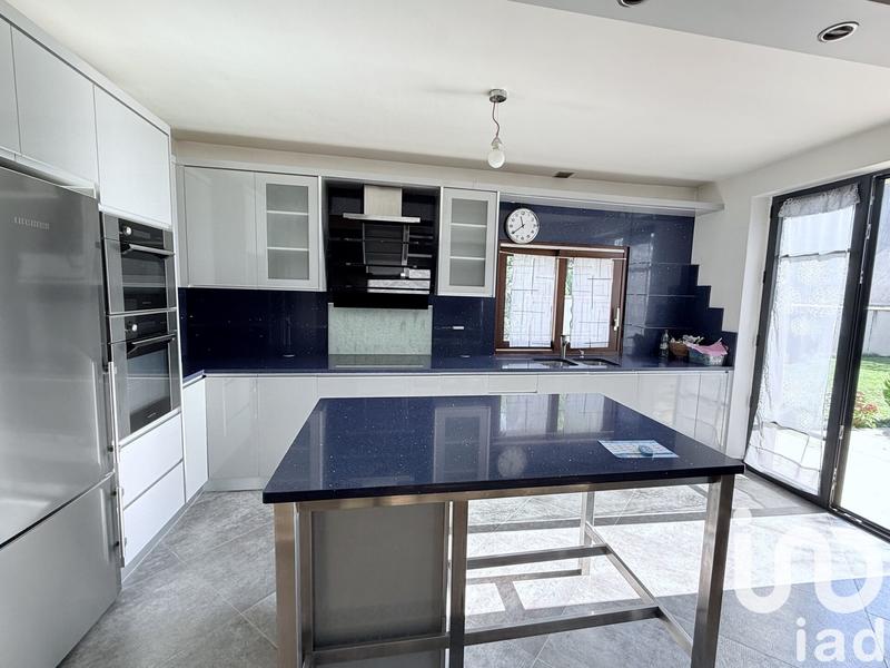 Maison - 148 m² - 7 pièces