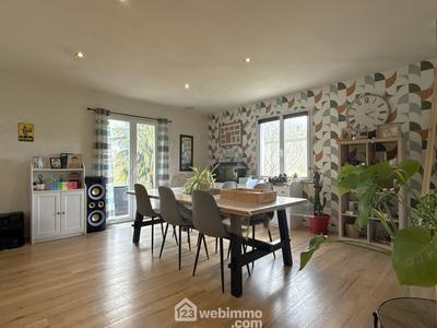 Maison - 101 m² - 4 pièces