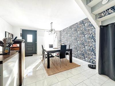 Maison - 135 m² - 7 pièces