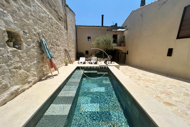 Maison - 200 m² - 7 pièces