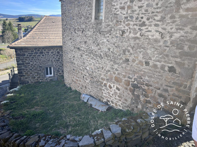 Maison - 110 m² - 9 pièces