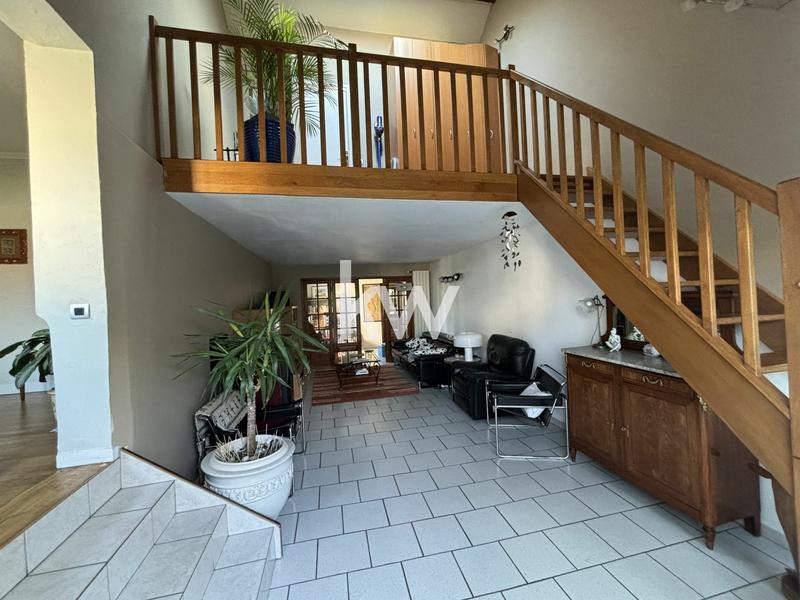 Maison - 147 m² - 7 pièces