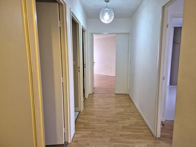 Appartement - 80 m² - 3 pièces