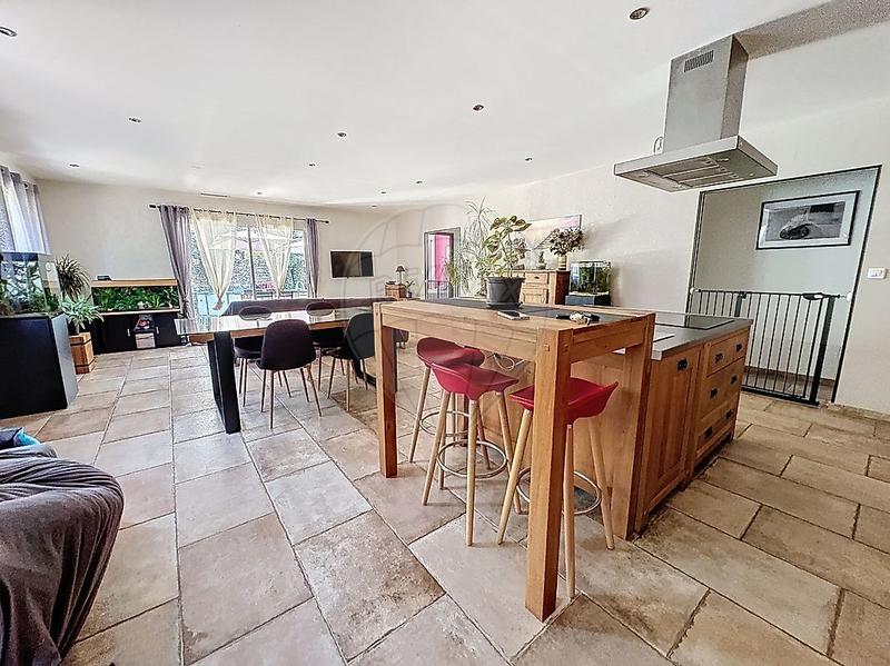 Maison - 116 m² - 4 pièces