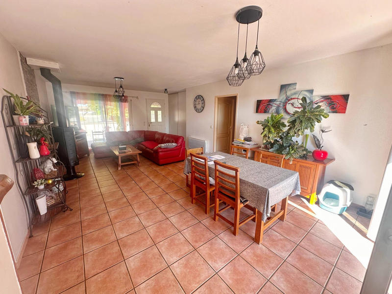 Villa - 100 m² - 6 pièces