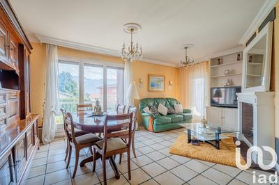 Appartement - 89 m² - 5 pièces