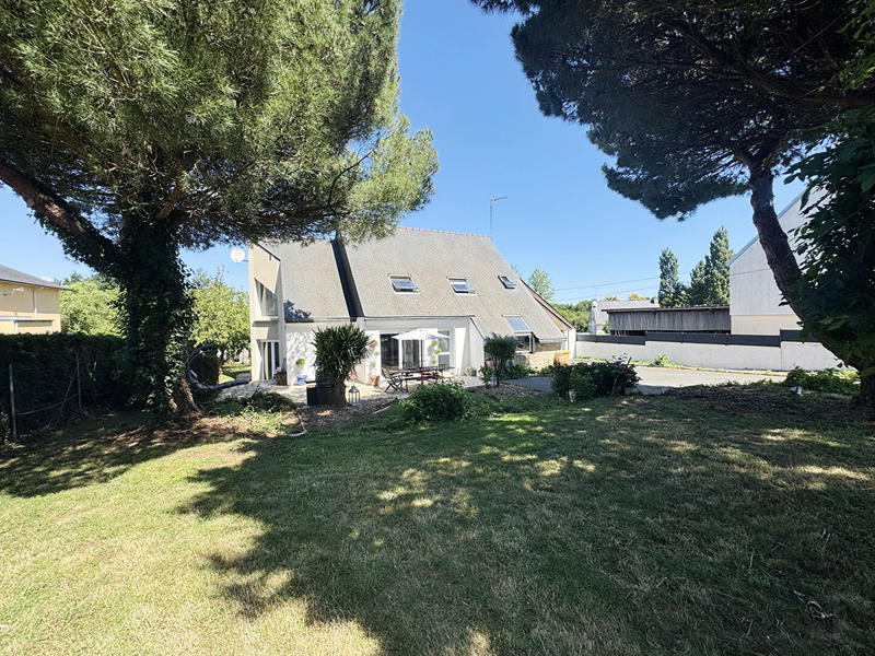 Maison - 171 m² - 7 pièces